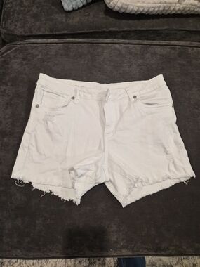 Kut From The Kloth White Kity Boyfriend Shorts